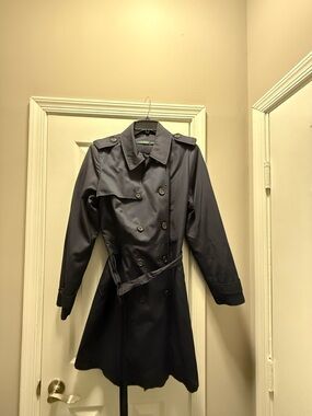 Classic Double-Breasted Trench Coat in Navy Blue